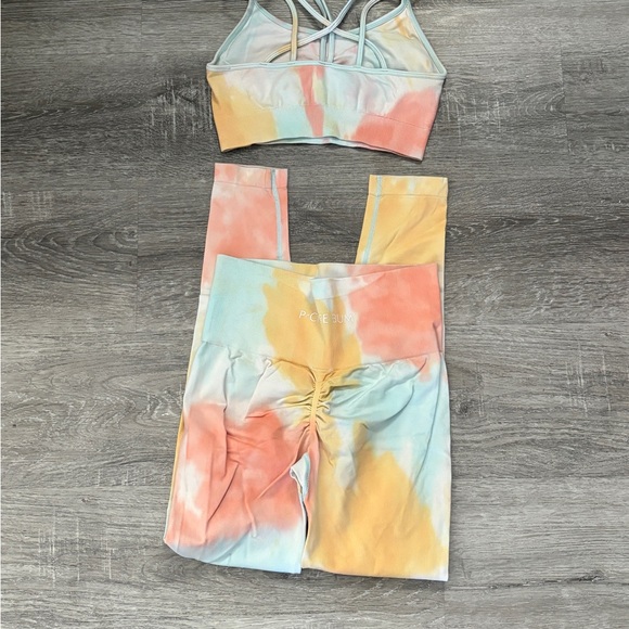 Nice and comfy sport set “pchee bum” - Picture 3 of 3